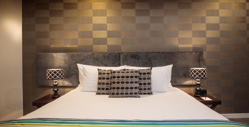 hotel room image
