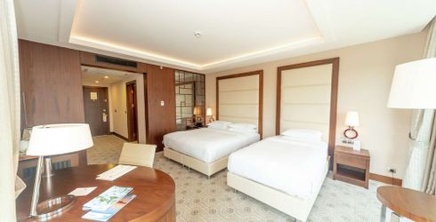 hotel room image