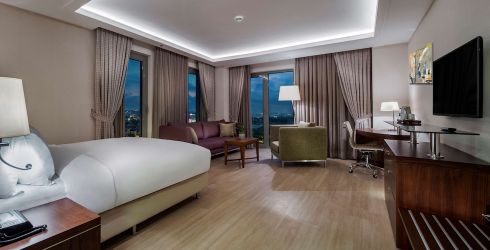 hotel room image