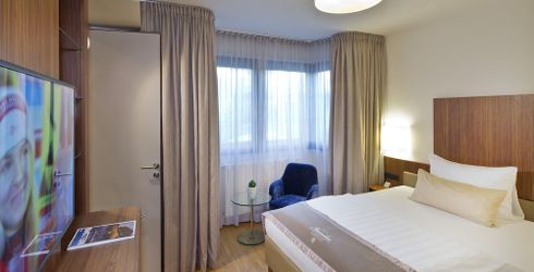 hotel room image