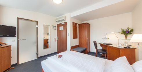 hotel room image
