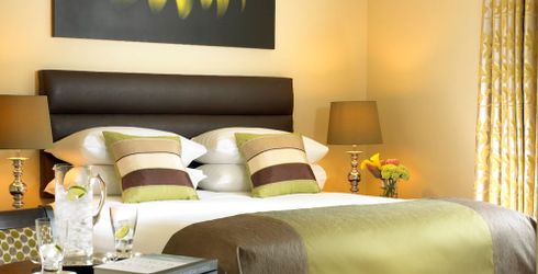 hotel room image
