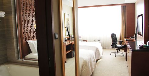hotel room image