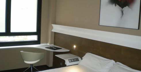 hotel room image