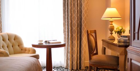 hotel room image