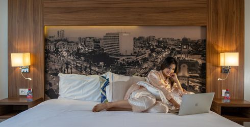 hotel room image