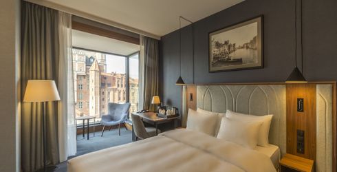 hotel room image