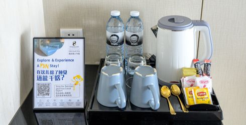 hotel room image