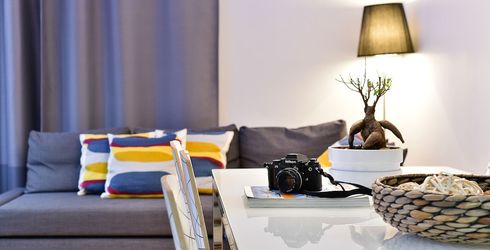 hotel room image