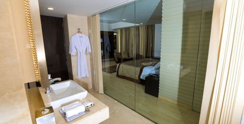 hotel room image