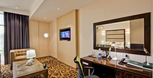 hotel room image