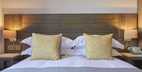 hotel room image