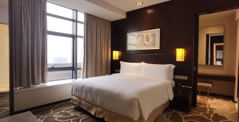 hotel room image