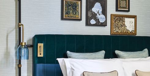 hotel room image