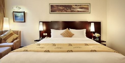 hotel room image