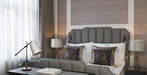 hotel room image