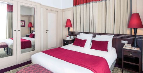 hotel room image