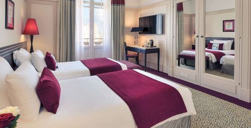 hotel room image
