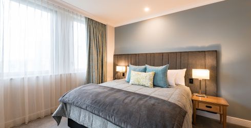 hotel room image