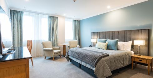 hotel room image