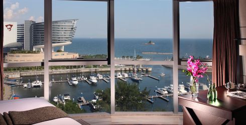 hotel room image