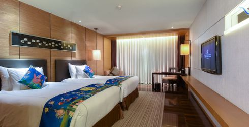 hotel room image