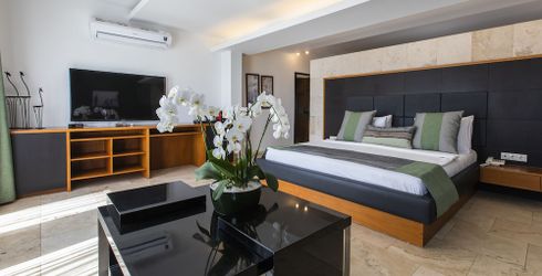 hotel room image