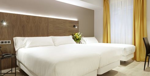 hotel room image