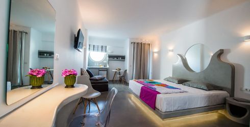 hotel room image