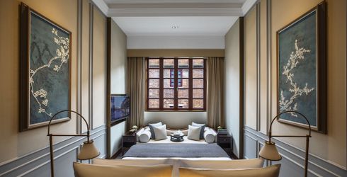 hotel room image