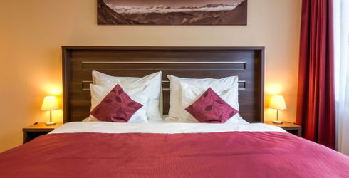 hotel room image