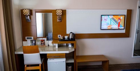 hotel room image