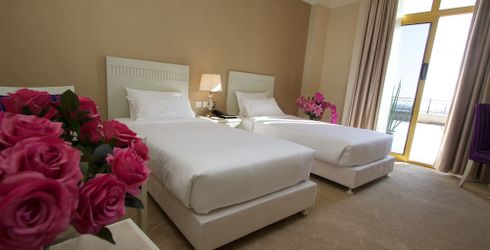 hotel room image