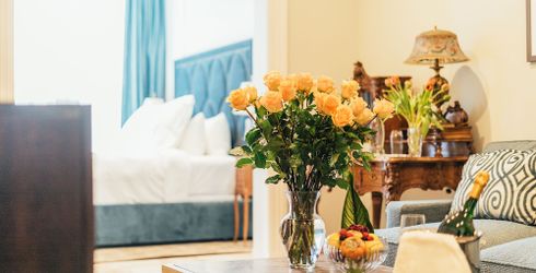 hotel room image