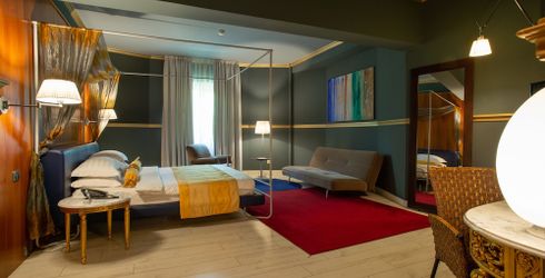 hotel room image