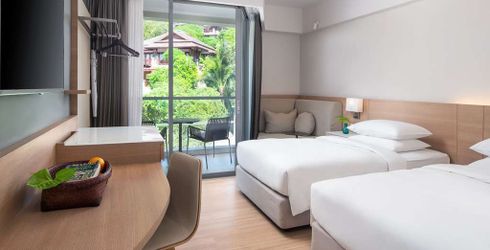 hotel room image