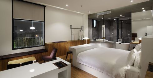 hotel room image