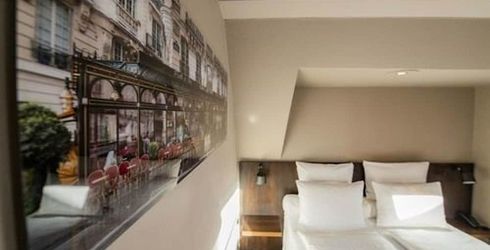 hotel room image