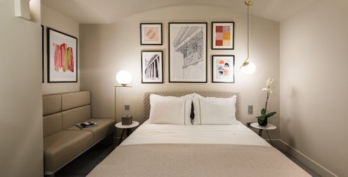 hotel room image