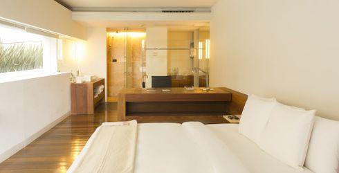 hotel room image