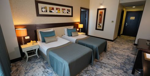 hotel room image