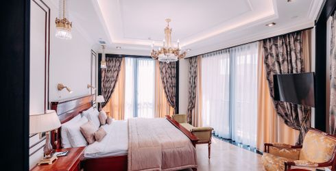 hotel room image