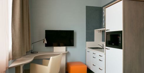 hotel room image
