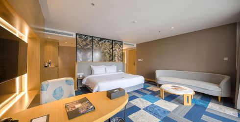 hotel room image