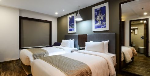 hotel room image