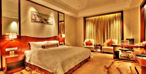 hotel room image