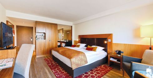 hotel room image