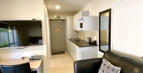 hotel room image