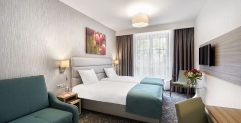 hotel room image