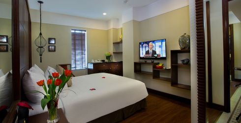 hotel room image
